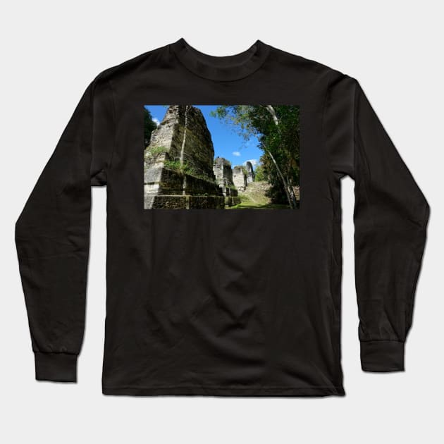Guatemala - site archéologique de Tikal Long Sleeve T-Shirt by franck380